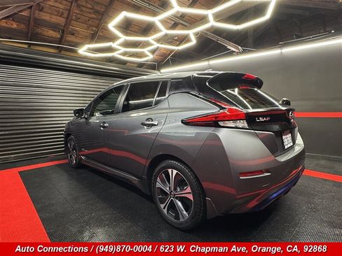 Used 2018 Nissan Leaf SV w/ SV Technology Package image 4