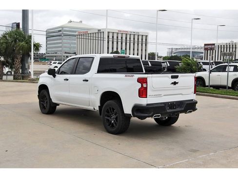 Used 2025 Chevrolet Silverado 1500 LT Trail Boss w/ LT Trail Boss Premium Package image 4