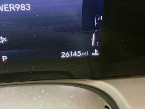 Used 2025 Buick Encore GX Preferred AWD/4WD image 19