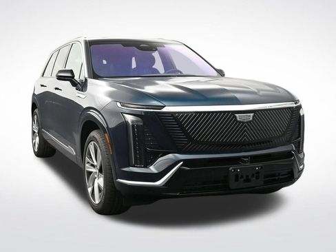 Used 2026 Cadillac Vistiq Luxury AWD/4WD image 7