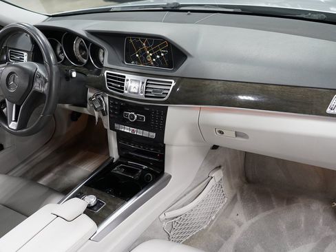 Used 2014 Mercedes-Benz E 350 Sedan w/ Premium 1 Package image 32