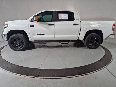Certified 2019 Toyota Tundra SR5 w/ SR5 Upgrade Package AWD/4WD image 2