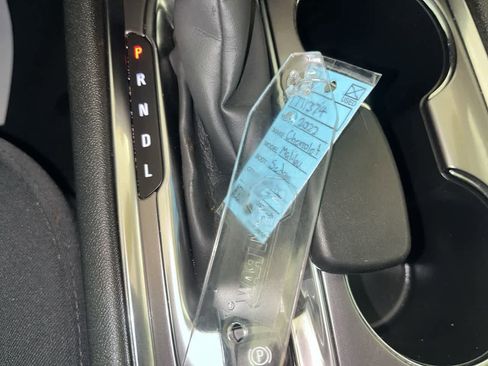 Used 2022 Chevrolet Malibu LT image 23