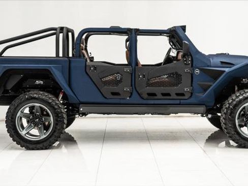 Used 2025 Jeep Gladiator Sport image 29