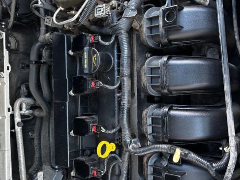 Used 2013 Ford Focus SE image 15