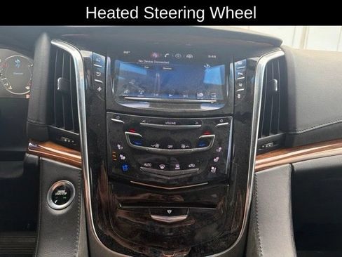 Used 2015 Cadillac Escalade Luxury AWD/4WD image 15