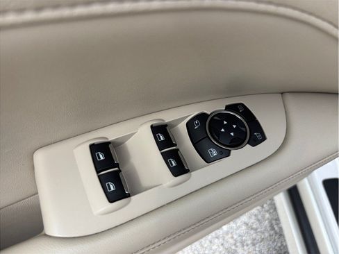 Used 2018 Lincoln MKZ Select w/ Select Plus Package FWD image 20
