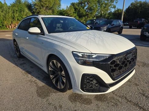 Used 2026 Audi Q8 Premium Plus AWD/4WD image 7