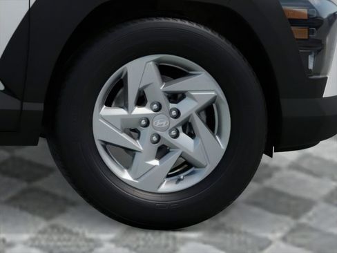 New 2026 Hyundai Kona SE image 8