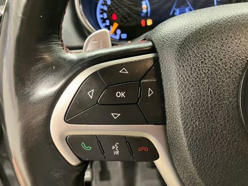 Used 2017 Jeep Grand Cherokee Trailhawk w/ Trailhawk Luxury Group AWD/4WD image 29