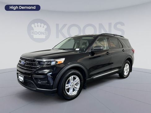 Certified 2020 Ford Explorer XLT w/ Class III Trailer Tow Package AWD/4WD image 1