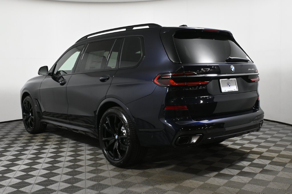 Used 2027 BMW X7 xDrive40i w/ M Sport Package AWD/4WD image 5