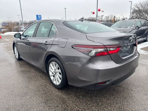 Used 2023 Toyota Camry LE image 5
