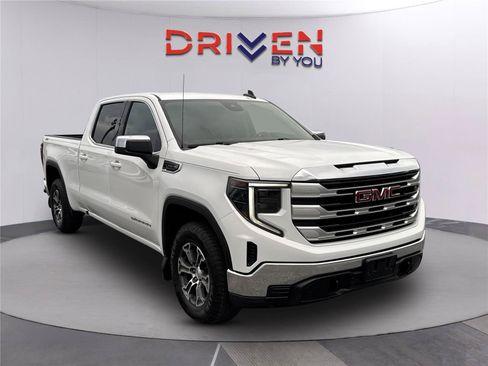 Used 2023 GMC Sierra 1500 SLE AWD/4WD image 40