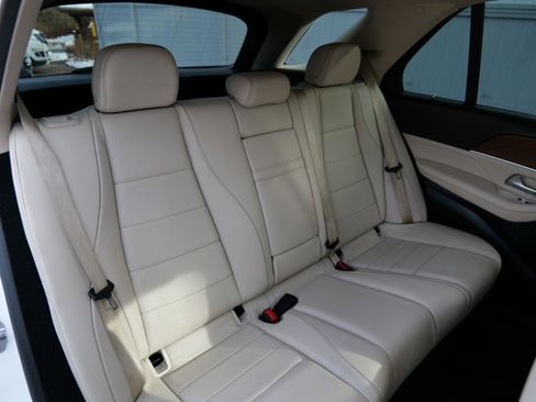 Used 2021 Mercedes-Benz GLE 350 4MATIC w/ AMG Line Exterior image 45