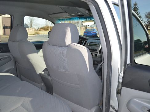 Used 2008 Toyota Tacoma PreRunner image 26