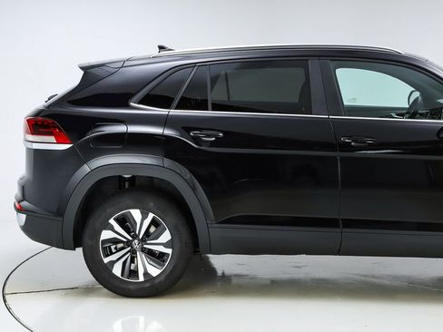 New 2026 Volkswagen Atlas Cross Sport SE image 11