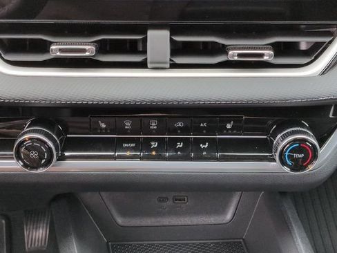 New 2026 Chevrolet Equinox LT FWD image 9