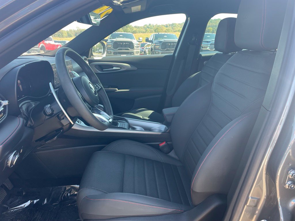 Used 2024 Dodge Hornet R/T w/ R/T Blacktop Package AWD/4WD image 2