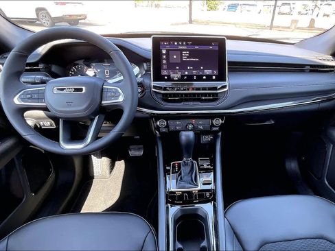 New 2026 Jeep Compass Latitude AWD/4WD image 5
