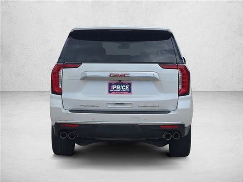 Used 2024 GMC Yukon XL Denali RWD image 6