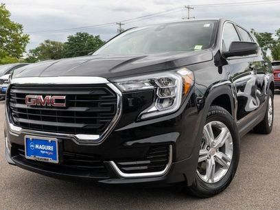 Used 2024 GMC Terrain SLE