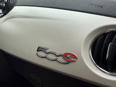 Used 2017 FIAT 500 e image 8