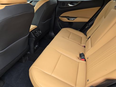 Used 2024 Lexus NX 350h AWD image 37