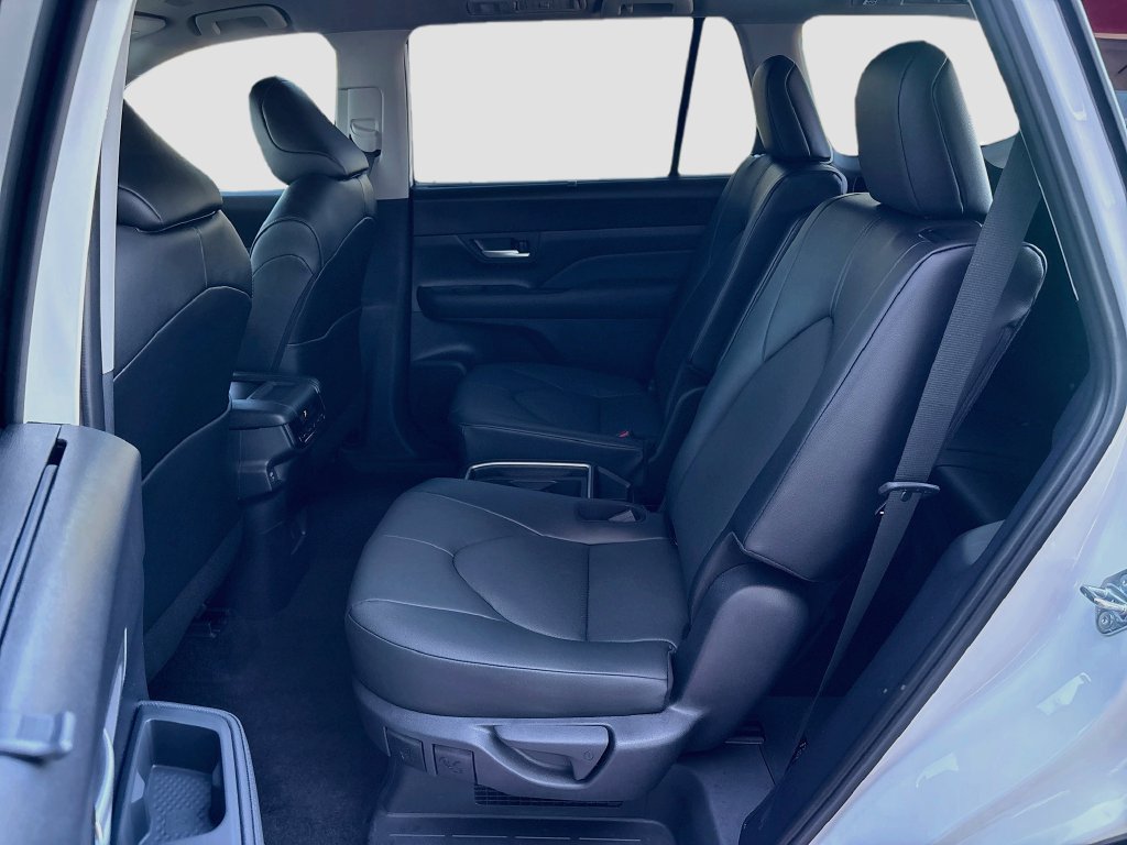 New 2026 Toyota Grand Highlander XLE FWD image 20