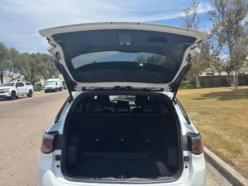 Used 2025 Jeep Compass Trailhawk AWD/4WD image 30