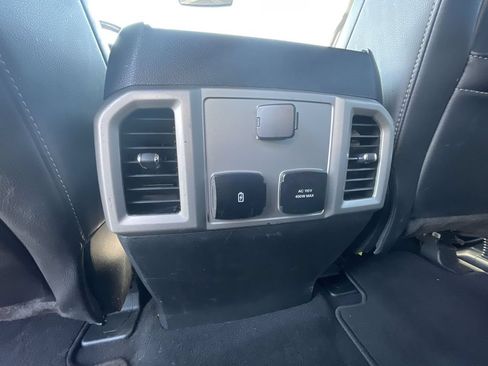 Used 2021 Ford F250 Lariat w/ Lariat Ultimate Package AWD/4WD image 21
