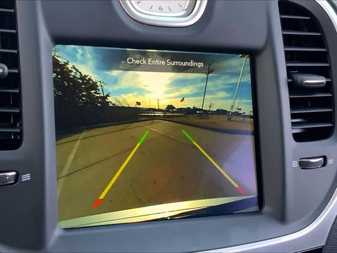 Used 2023 Chrysler 300 Touring w/ Sport Appearance Package image 29