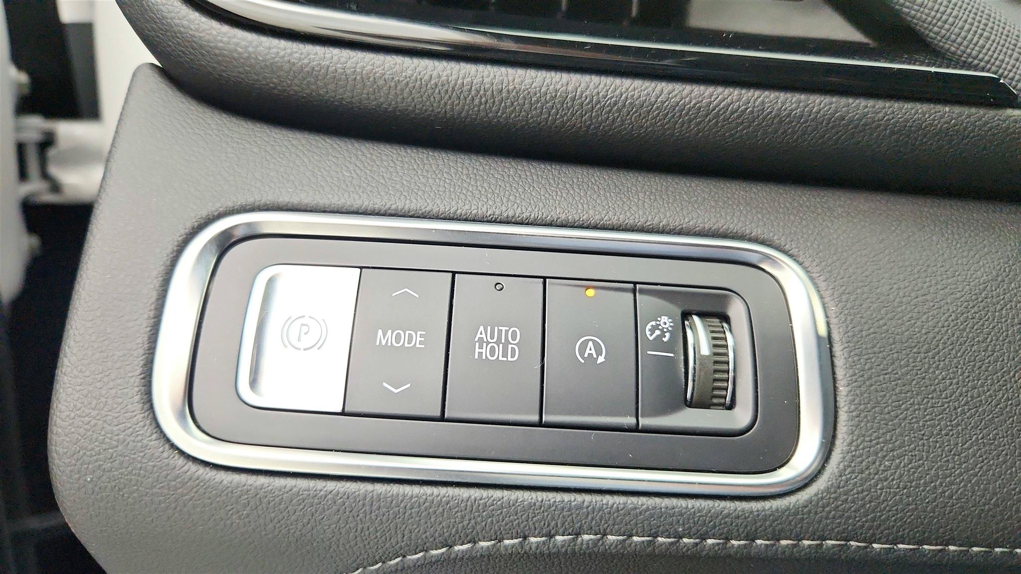 Used 2025 Buick Enclave Preferred FWD image 26