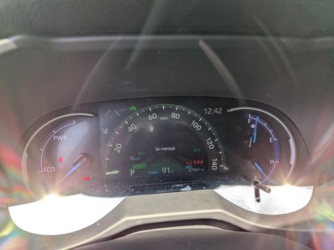 Used 2024 Toyota RAV4 XLE Premium w/ Weather Package image 28