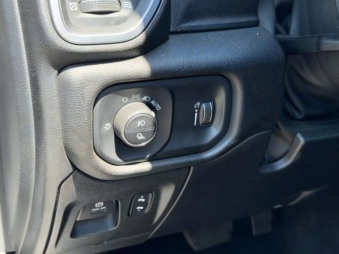 Used 2025 RAM 1500 Big Horn AWD/4WD image 19
