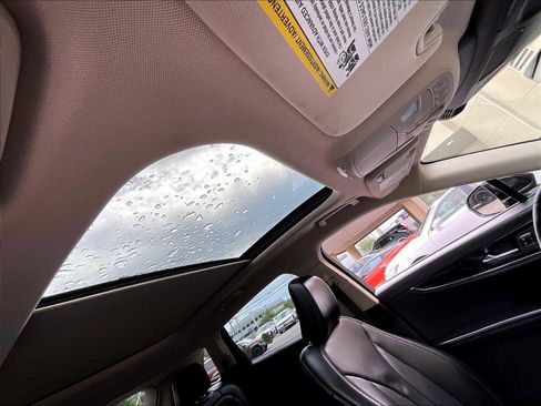 Used 2022 Lincoln Nautilus Reserve image 22