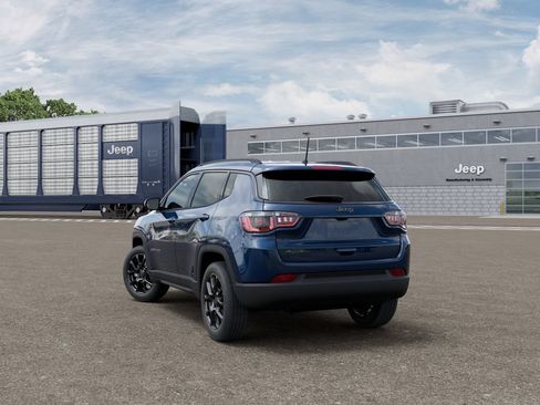 New 2026 Jeep Compass Latitude AWD/4WD image 4