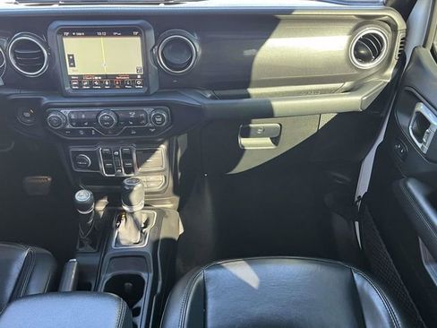 Used 2021 Jeep Wrangler Unlimited Sahara image 18