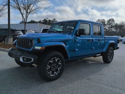 New 2026 Jeep Gladiator Sport image 7