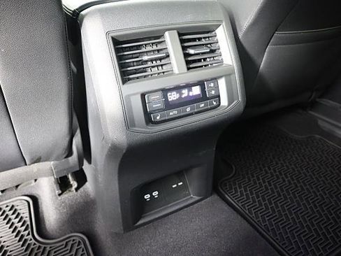 Used 2021 Volkswagen Atlas SEL Premium image 20