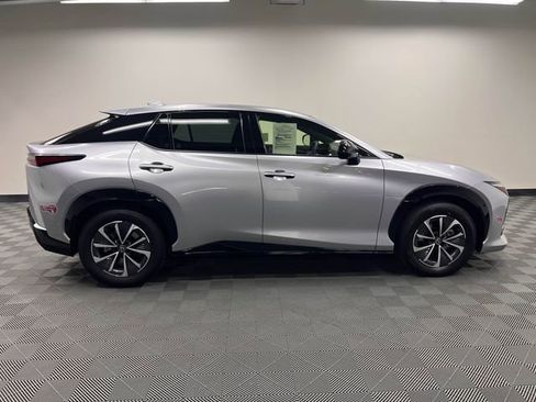 Certified 2023 Lexus RZ 450e Premium w/ Technology Package AWD/4WD image 4