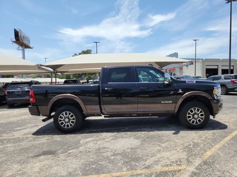 Used 2024 RAM 3500 Limited image 2