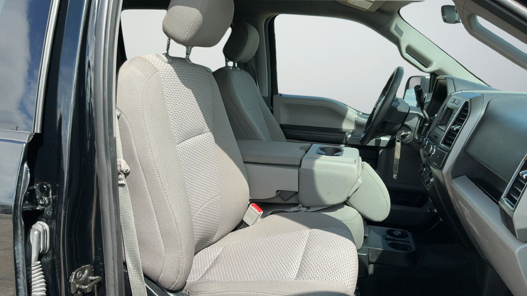 Used 2018 Ford F150 XLT AWD/4WD image 22