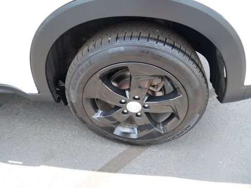 Used 2018 Honda HR-V LX image 32