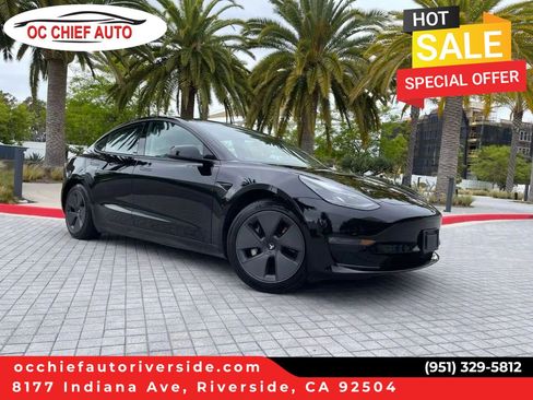 Used 2023 Tesla Model 3 Standard Range RWD image 1