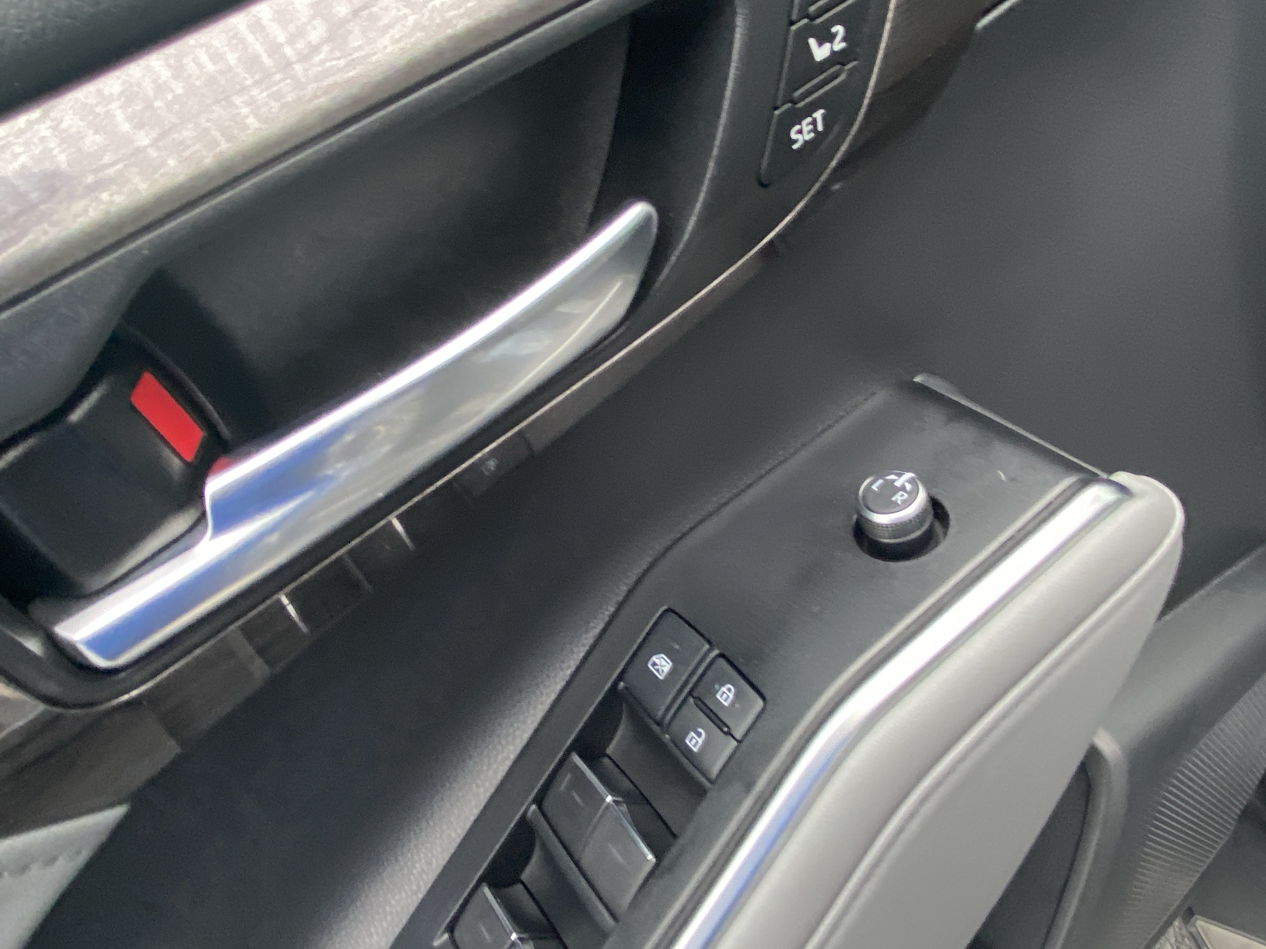 Certified 2021 Toyota Highlander Platinum AWD/4WD image 51