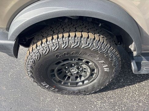New 2026 Ford Bronco Outer Banks w/ Sasquatch Package AWD/4WD image 9