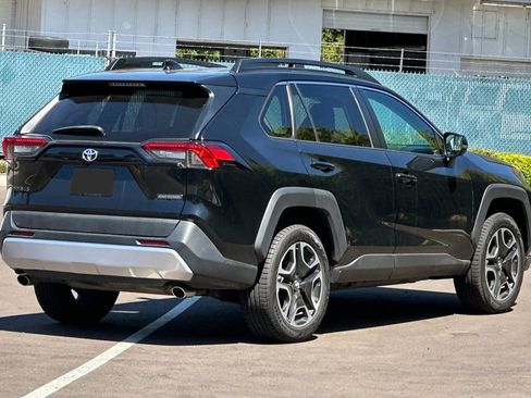 Used 2020 Toyota RAV4 Adventure image 3