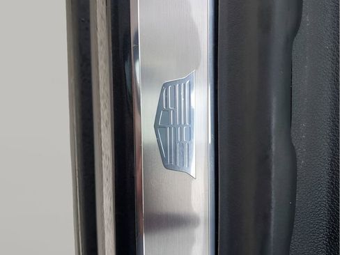 Used 2022 Cadillac XT6 Premium Luxury image 18