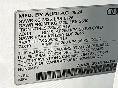 Used 2024 Audi Q3 2.0T Premium w/ Convenience Package image 30